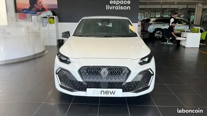Renault Clio 2026 photo 2