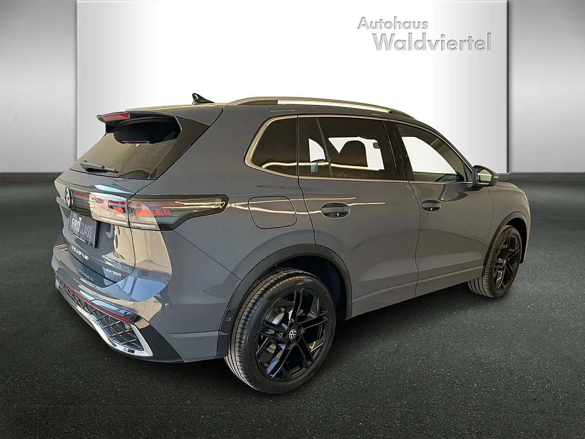 Volkswagen Tiguan 2025 photo 3