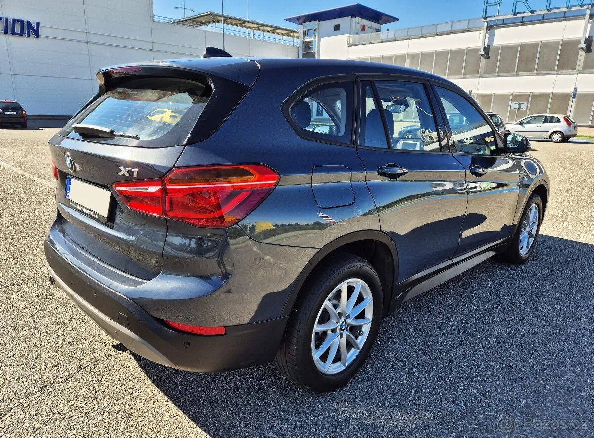 BMW X1 2016 photo 4