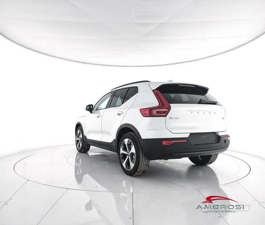 Volvo Xc40 2026 photo 4
