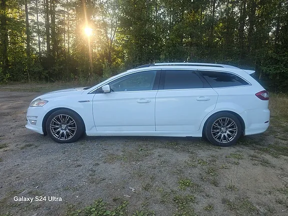 Ford Mondeo 2010 photo 4
