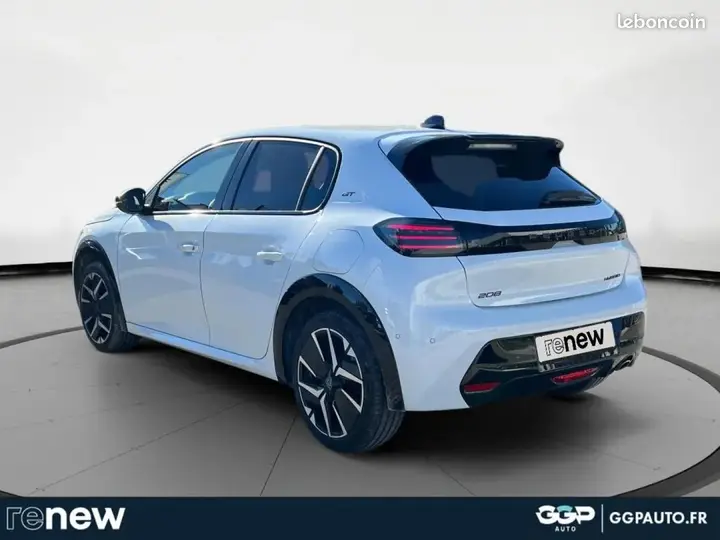 Peugeot 208 2024 photo 3