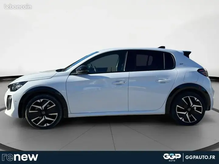 Peugeot 208 2024 photo 2