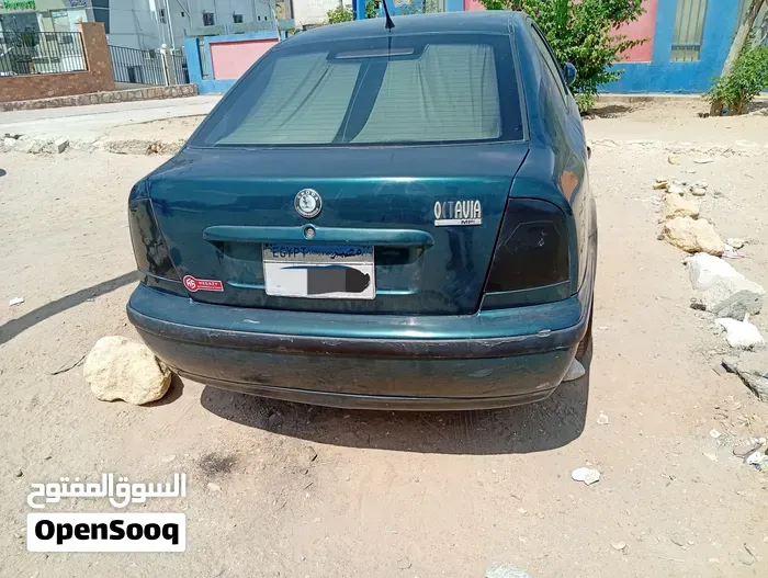 Skoda Octavia 1998 photo 2