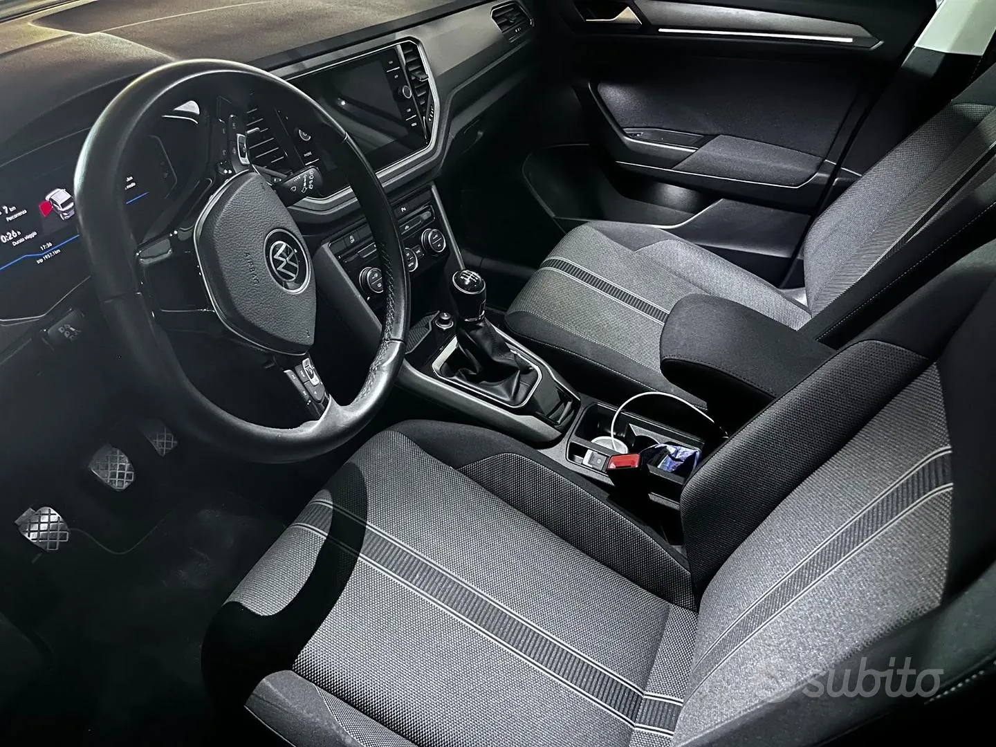Volkswagen T-Roc 2020 photo 5