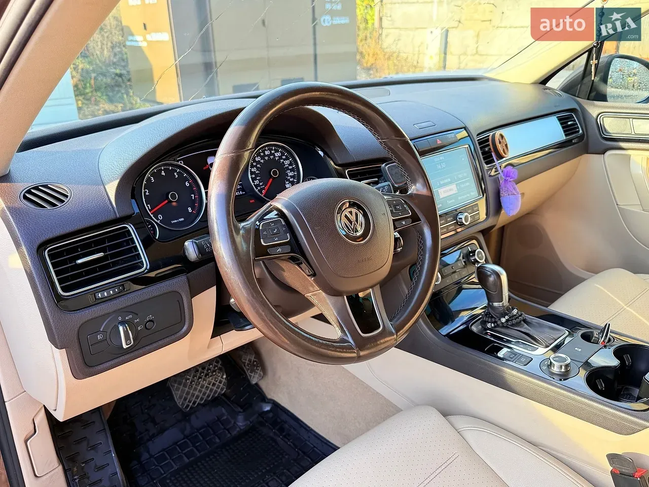 Volkswagen Touareg 2011 photo 4