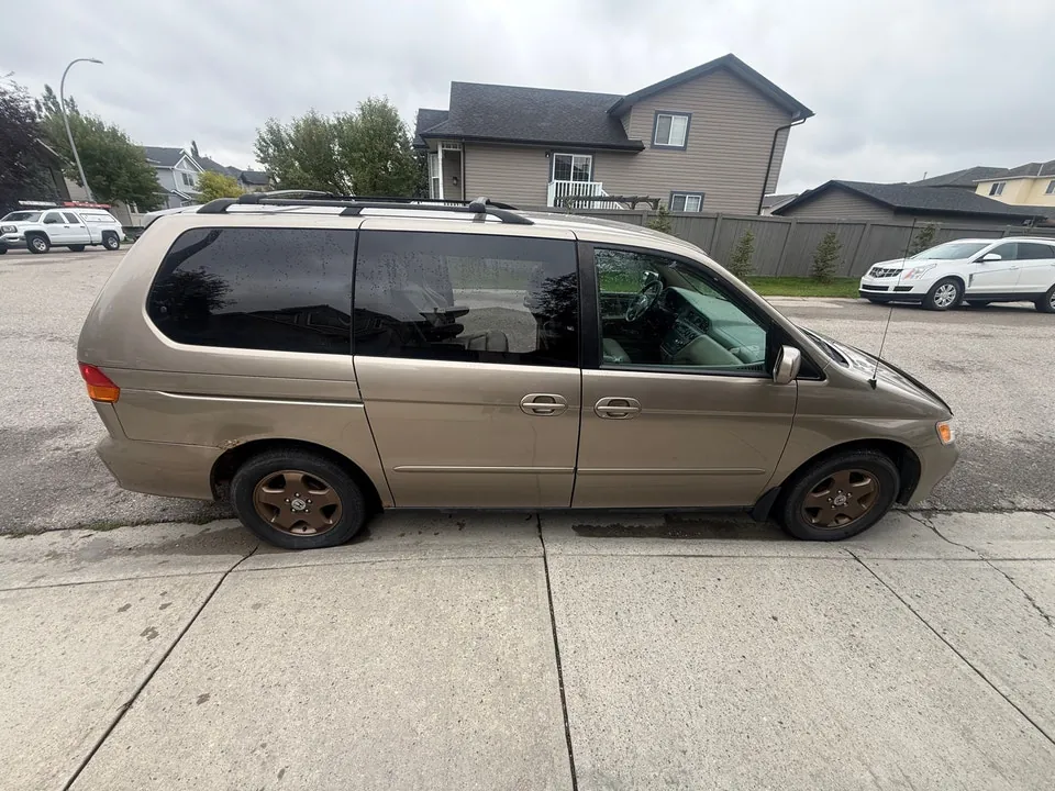 Honda Odyssey 2003 photo 5