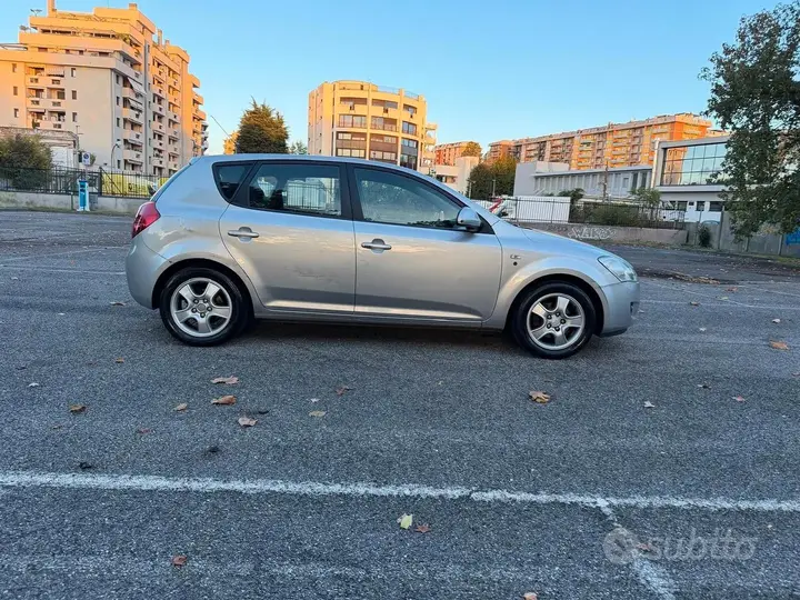 Kia Ceed 2007 photo 5