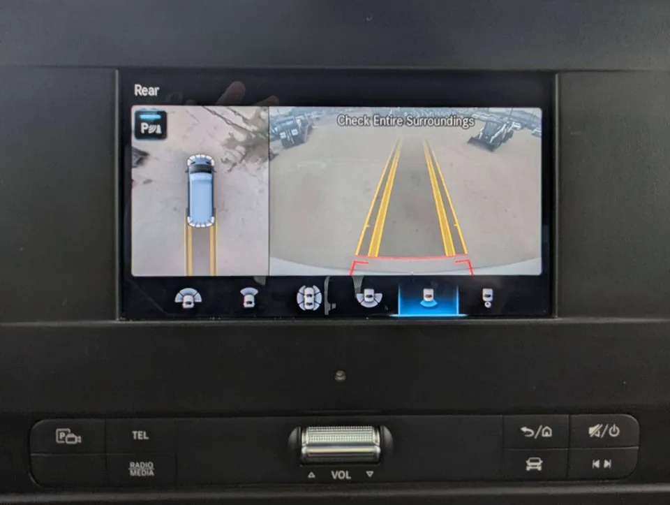 Mercedes-Benz Sprinter 2024 photo 3