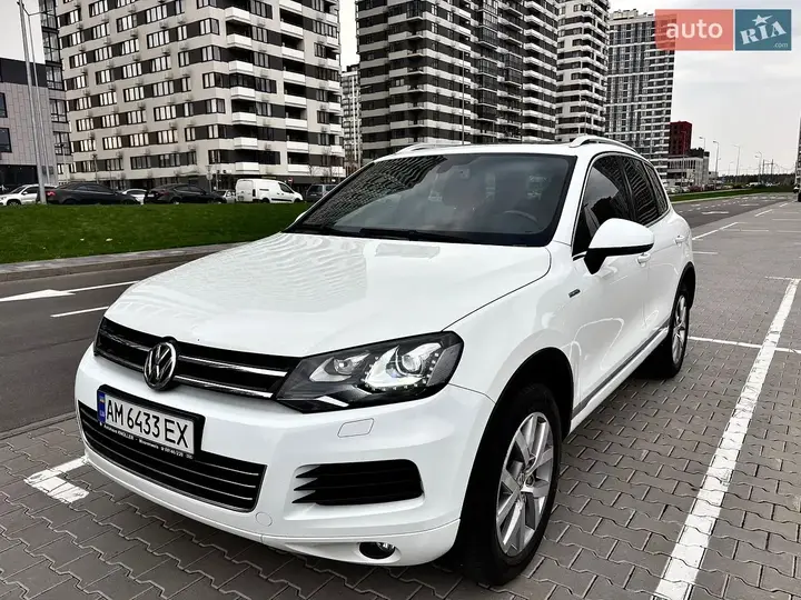 Volkswagen Touareg 2014 photo 3
