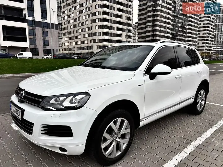 Volkswagen Touareg 2014 photo 2
