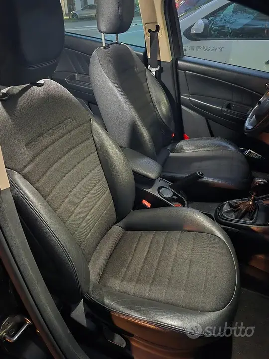 Lancia Delta 2013 photo 4