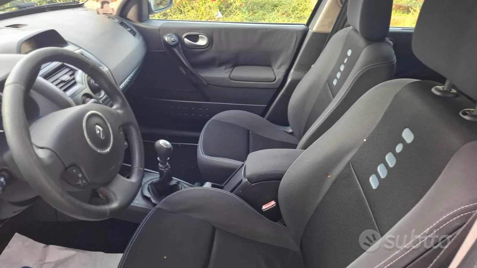 Renault Megane 2008 photo 2