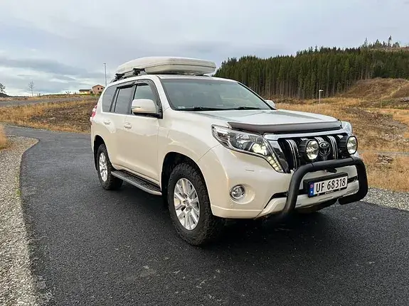 Toyota Land Cruiser 2015 photo 3