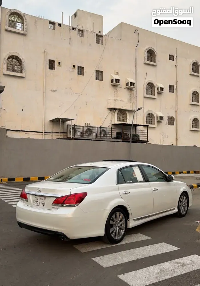 Toyota Avalon 2011 photo 3