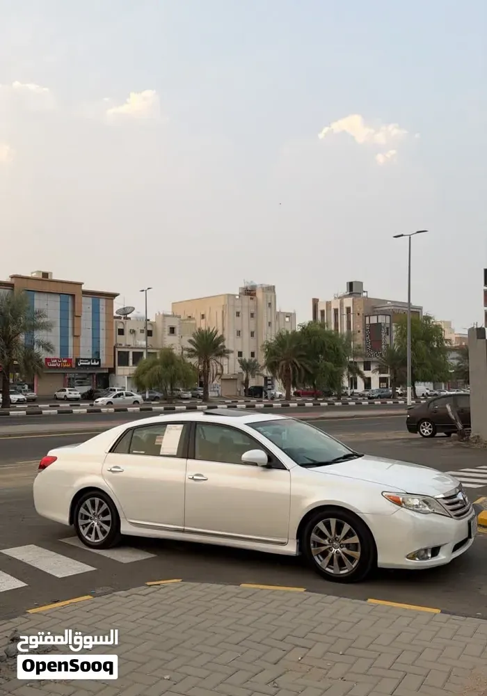 Toyota Avalon 2011 photo 4