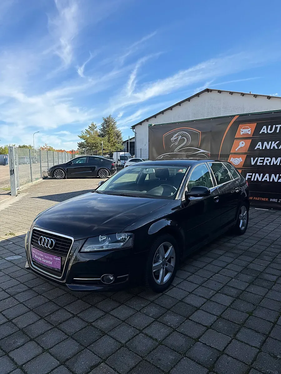 Audi A3 2010 photo 2