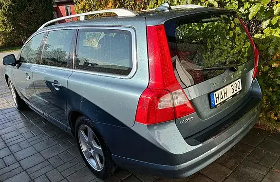 Volvo V70 2012 photo 4