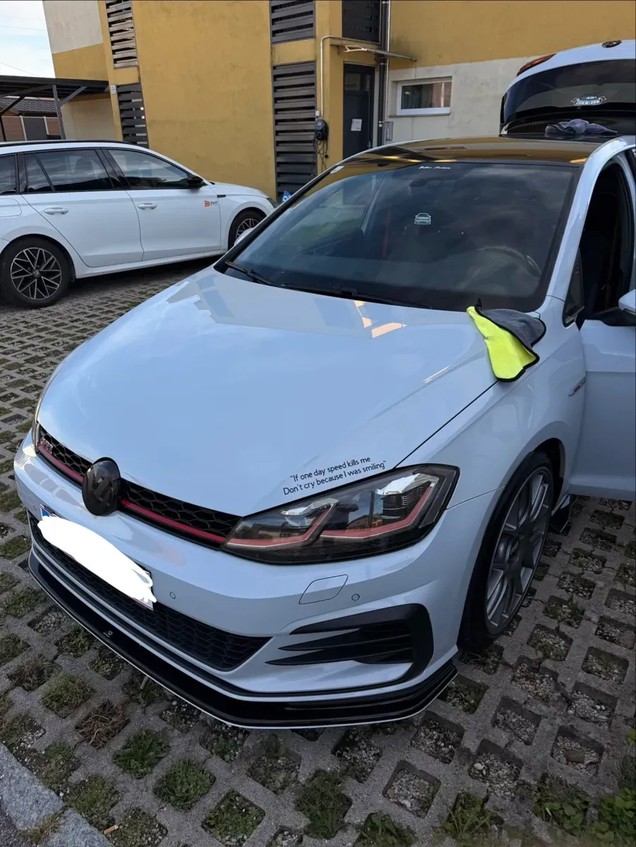 Volkswagen Golf 2017 photo 2