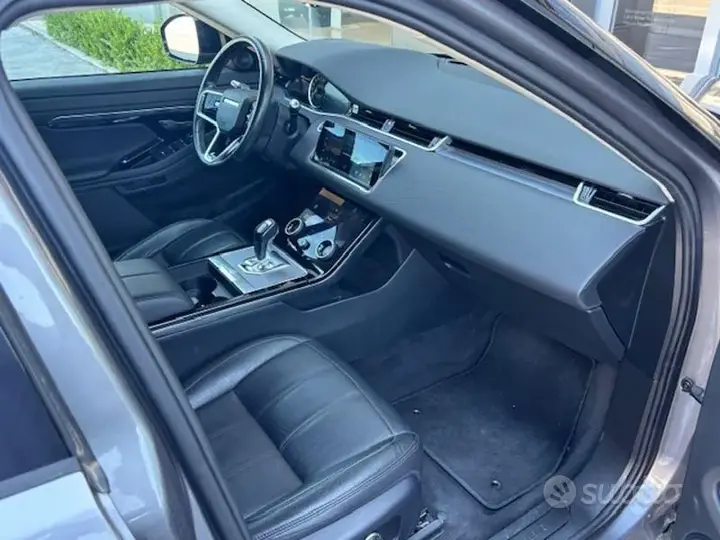 Land Rover Range Rover Evoque 2021 photo 3