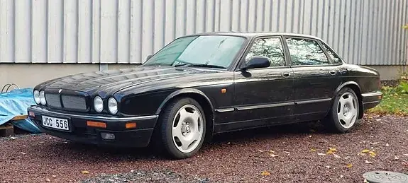 Jaguar Xjr