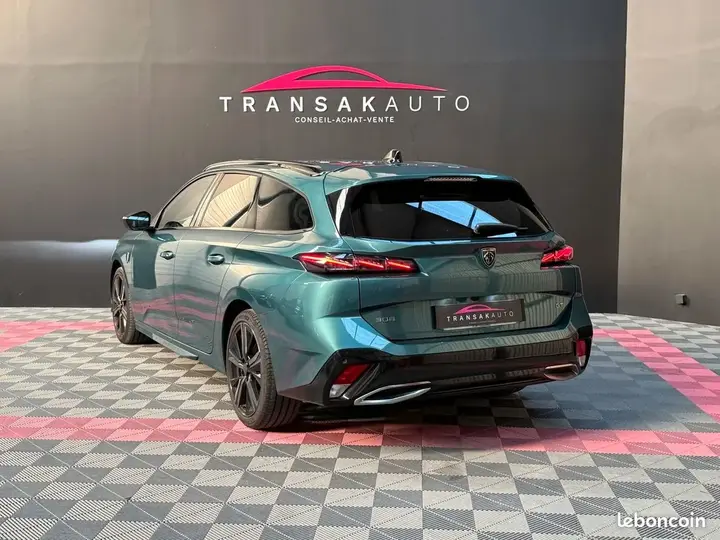 Peugeot 308 2023 photo 3