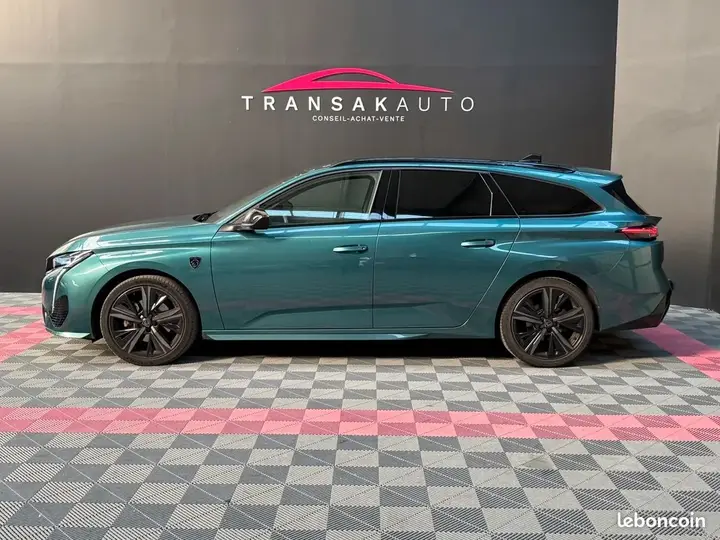 Peugeot 308 2023 photo 2