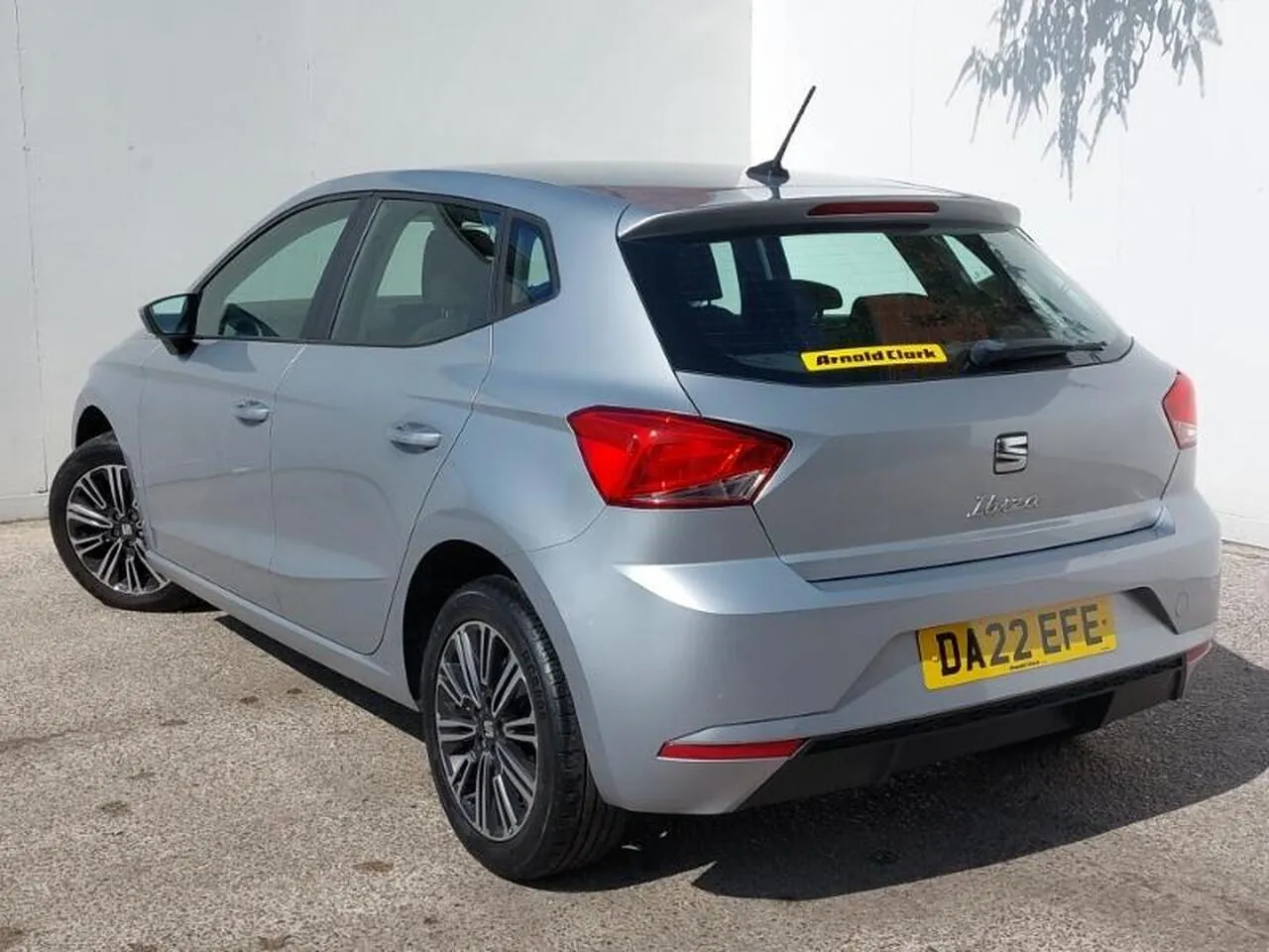 Seat Ibiza 2022 photo 2