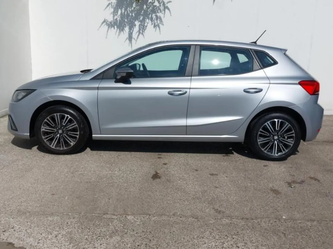 Seat Ibiza 2022 photo 4