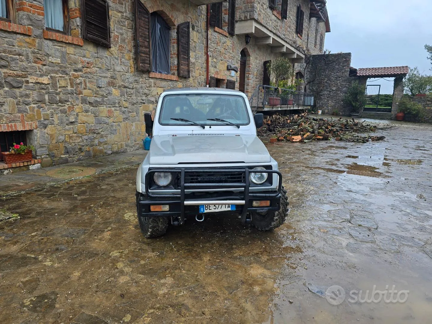 Suzuki Samurai