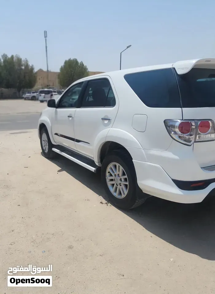 Toyota Fortuner 2015 photo 3