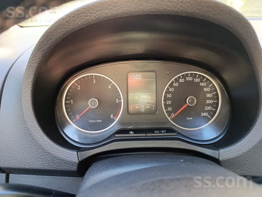 Volkswagen Amarok 2012 photo 2