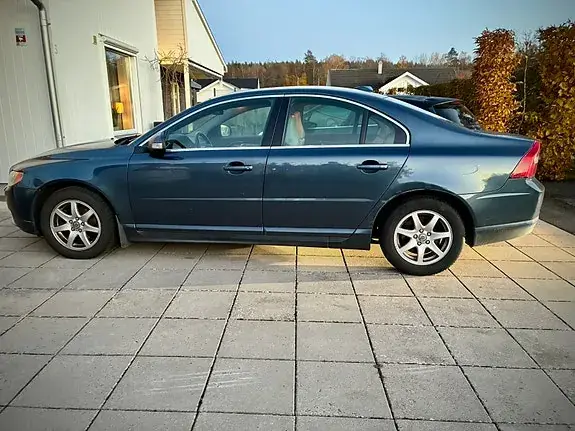 Volvo S80