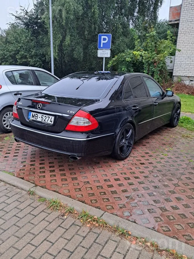 Mercedes-Benz E280 2008 photo 3