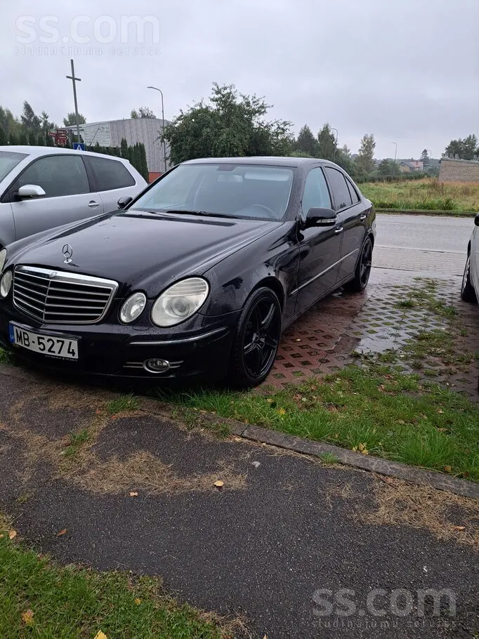 Mercedes-Benz E280 2008 photo 2