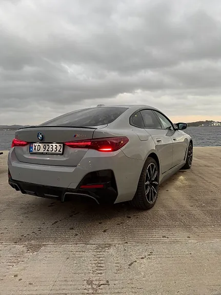 BMW I4 2025 photo 4