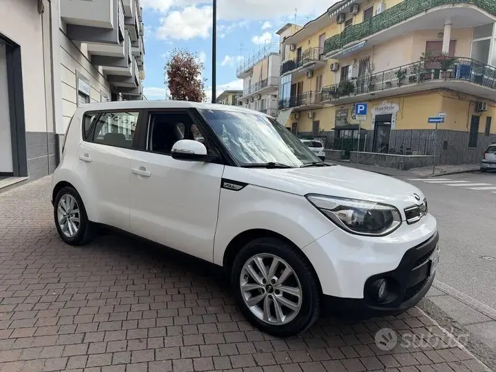 Kia Soul 2019 photo 2