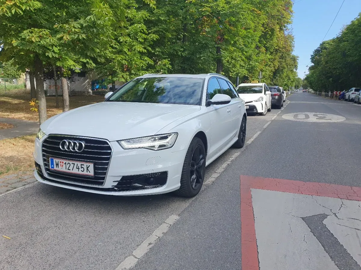 Audi A6 2015 photo 2