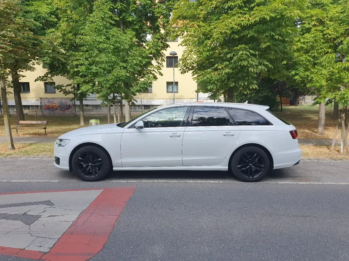 Audi A6 2015 photo 3