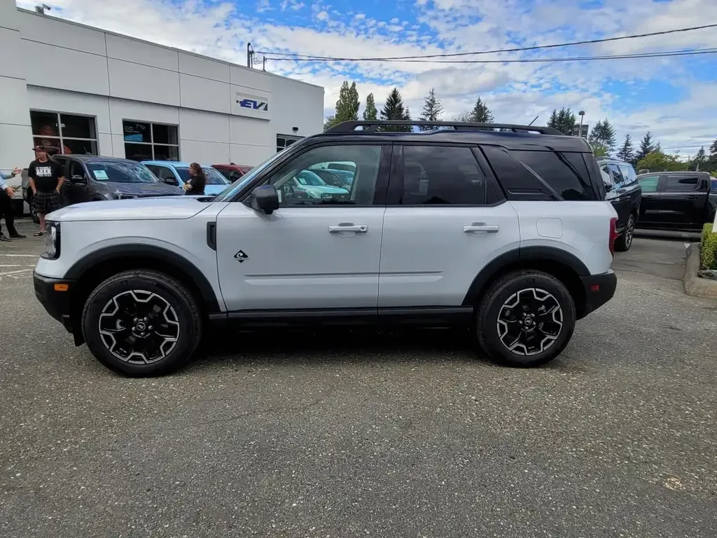 Ford Bronco Sport 2026 photo 2