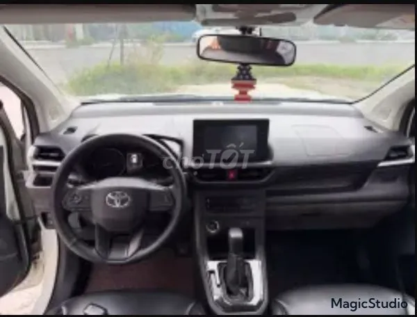 Toyota Avanza 2022 photo 5