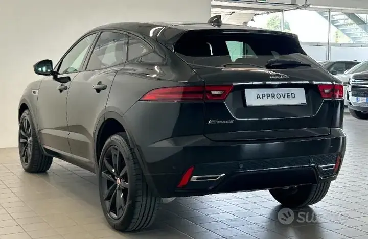 Jaguar E-Pace 2022 photo 3