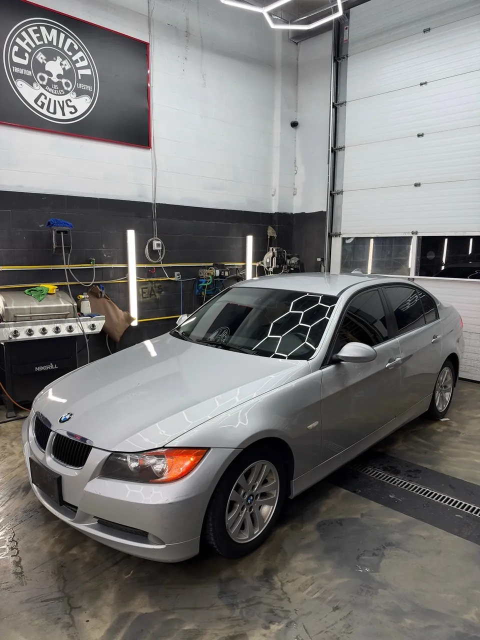 BMW 323I