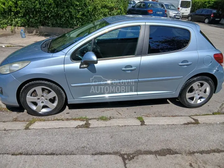 Peugeot 207