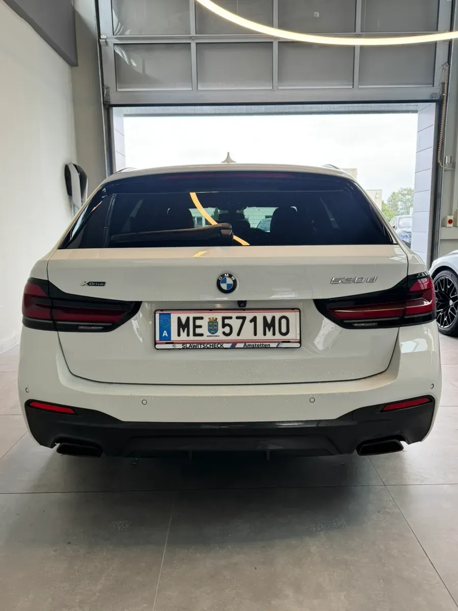 BMW 5 Series 2021 photo 3
