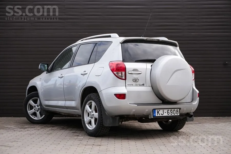 Toyota Rav4 2006 photo 4