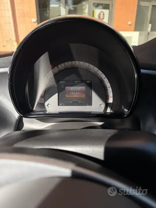 Smart Fortwo 2019 photo 4