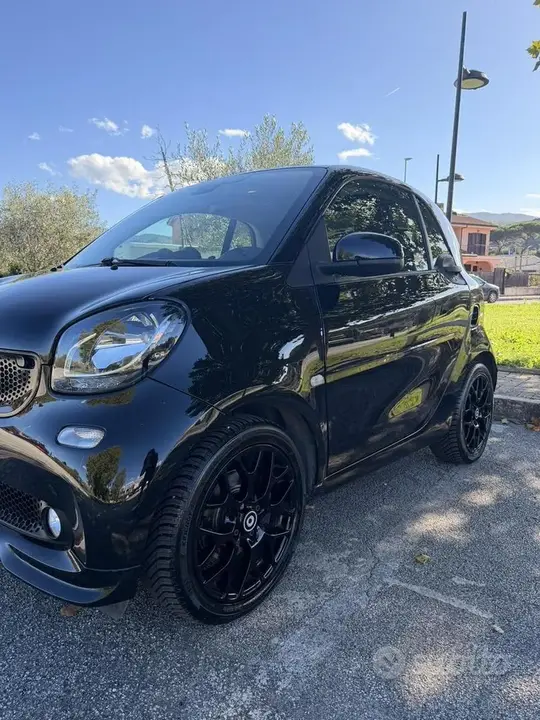 Smart Fortwo 2019 photo 3