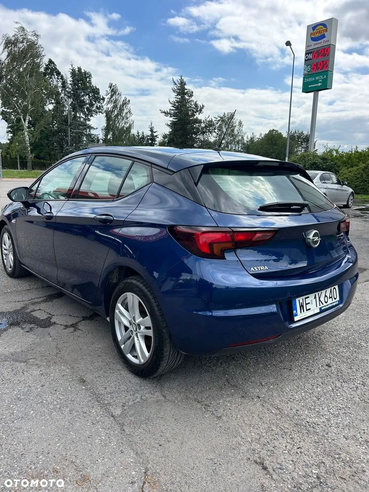 Opel Astra 2020 photo 3