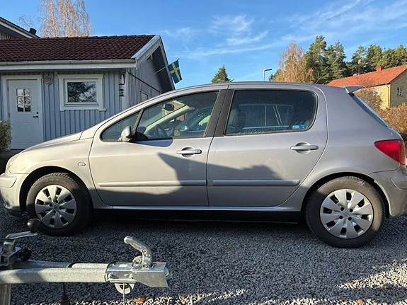 Peugeot 307 2004 photo 3